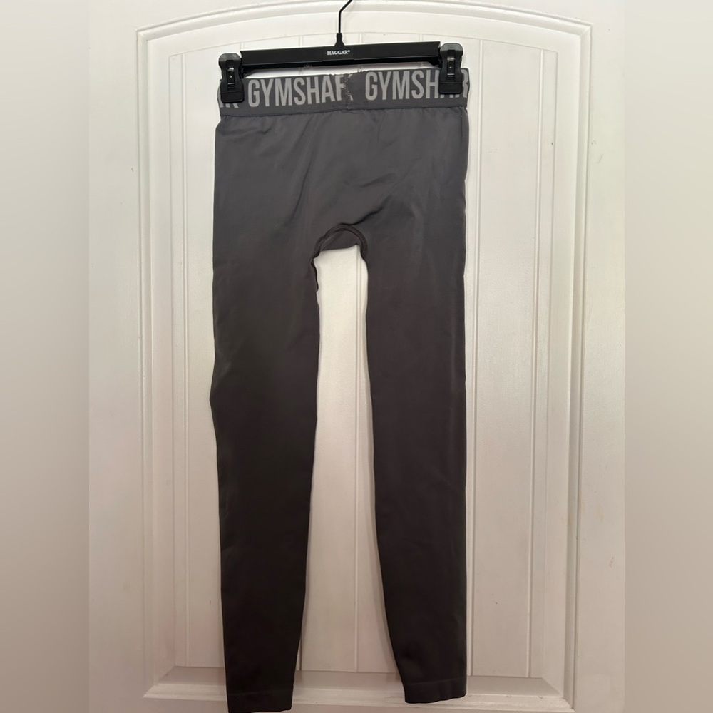 Gymshark Women’s Leggings‎ Gray Size Small - Picture 3 of 4